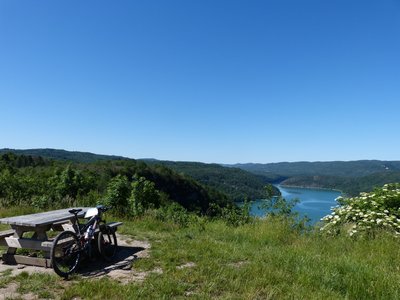 Lac de Vouglans depuis Le Regardoir